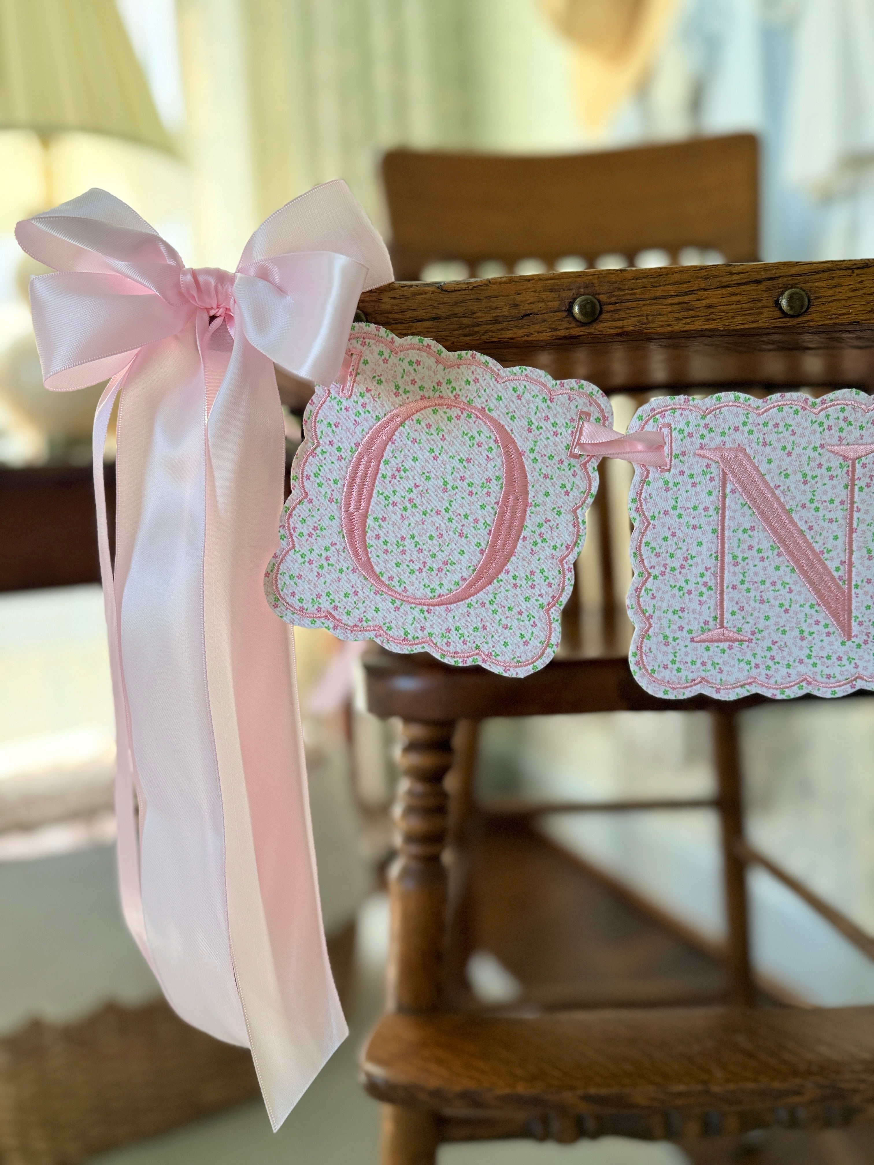 Scalloped Square ONE Birthday Banner in White Floral Print – Little Happies
