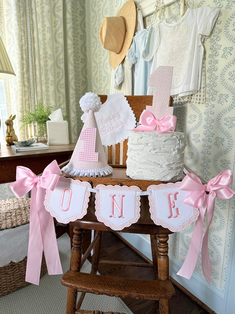 Scalloped ONE High Chair Banner in Floral Fabric – Little Happies