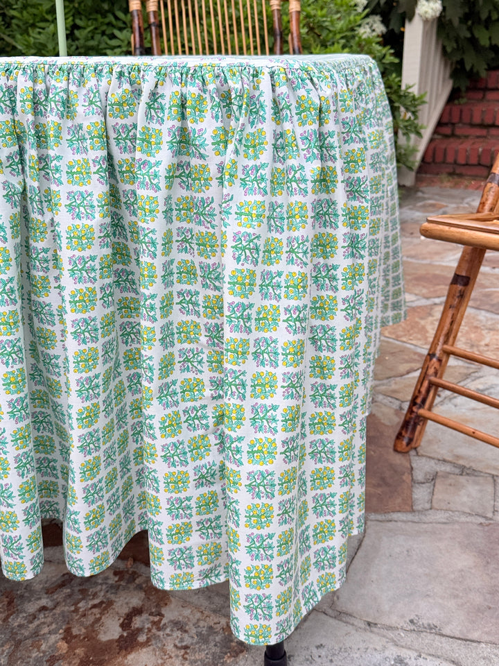 Midi Ruffle Tablecloth in Green Orchard Garden Print