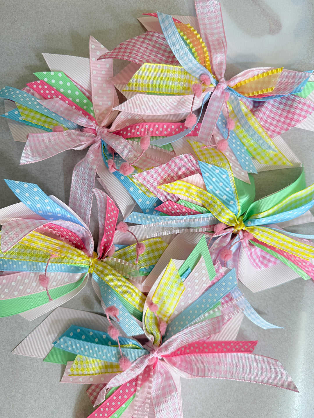 Signature LH Ribbon Pops