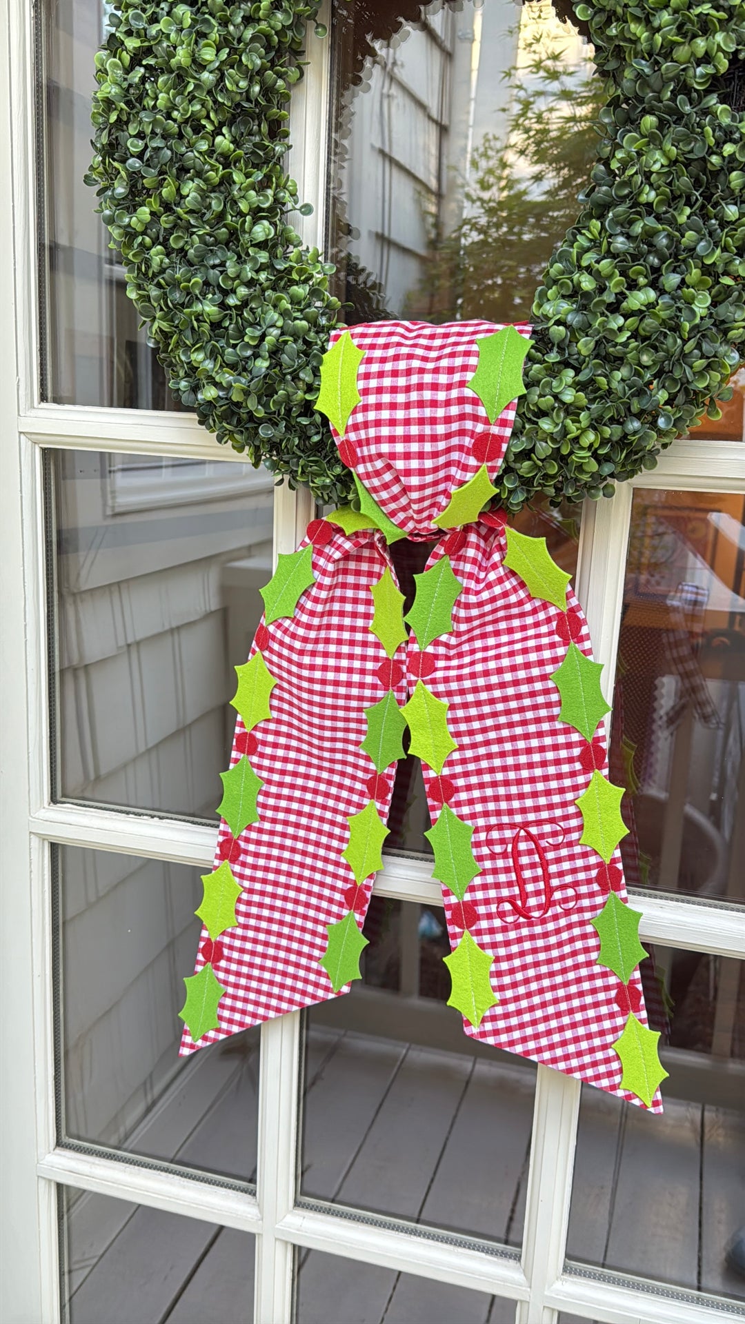 Red Gingham Holly Wreath Sash