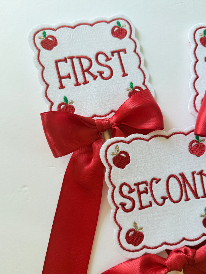 Square Scalloped Apple Wands