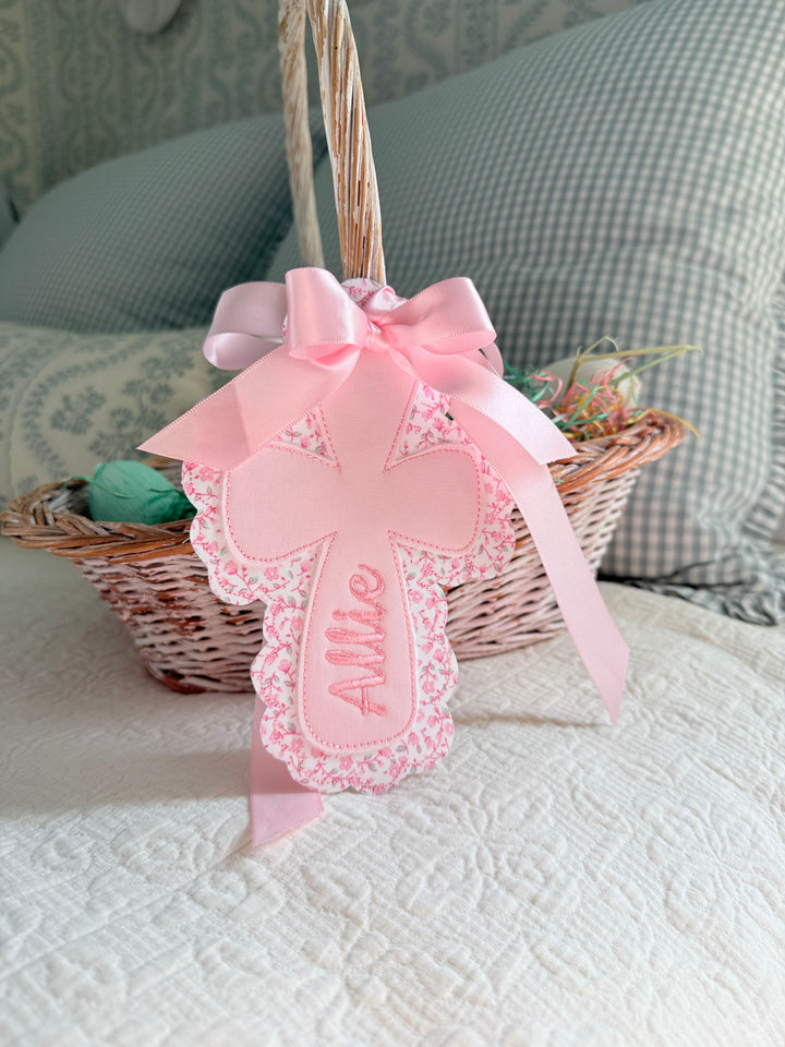 Scalloped Cross Easter Tag