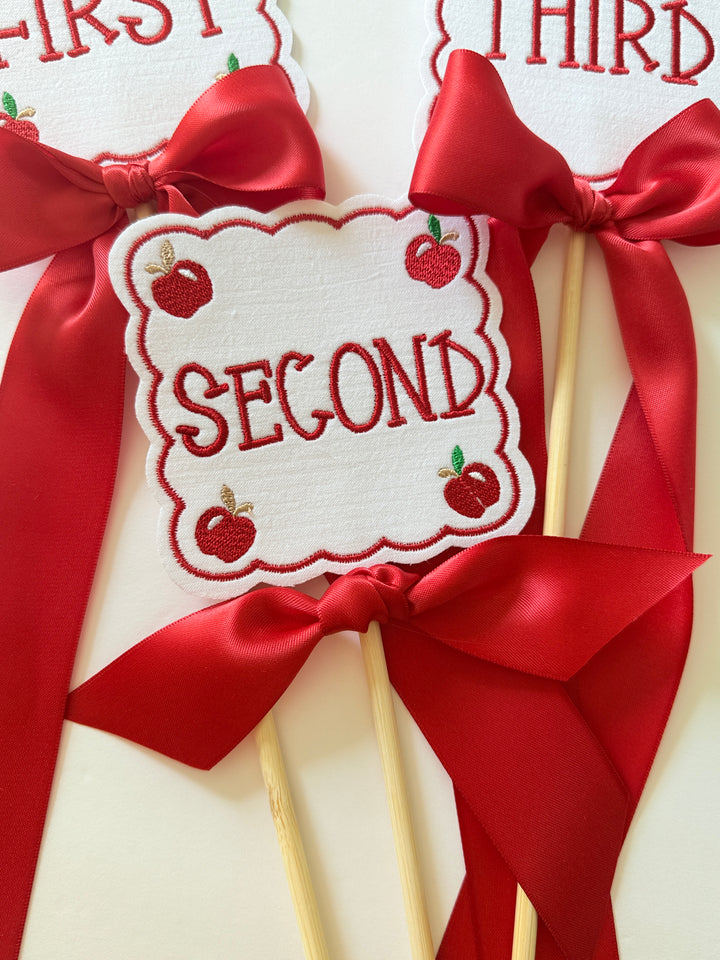 Square Scalloped Apple Wands
