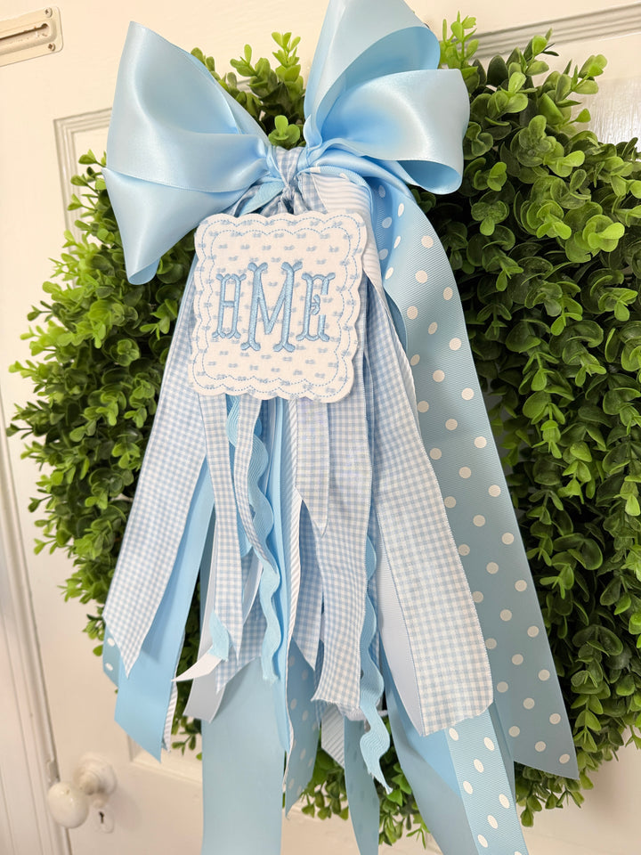 Scalloped Initial Bow