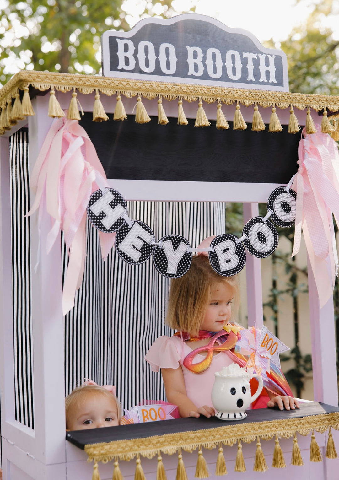 HEY BOO Banner
