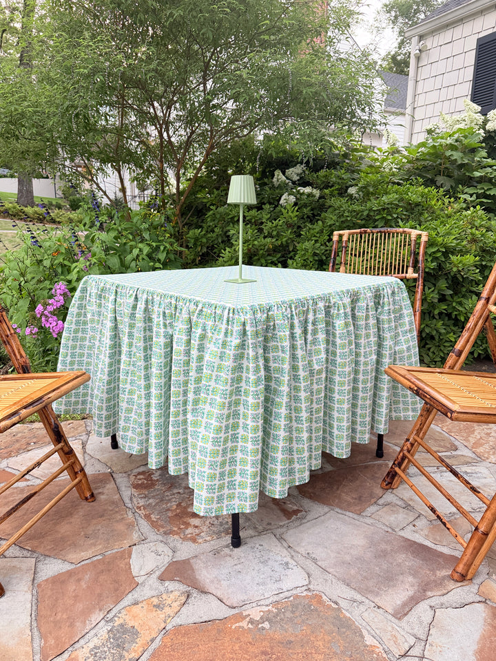 Midi Ruffle Tablecloth in Green Orchard Garden Print