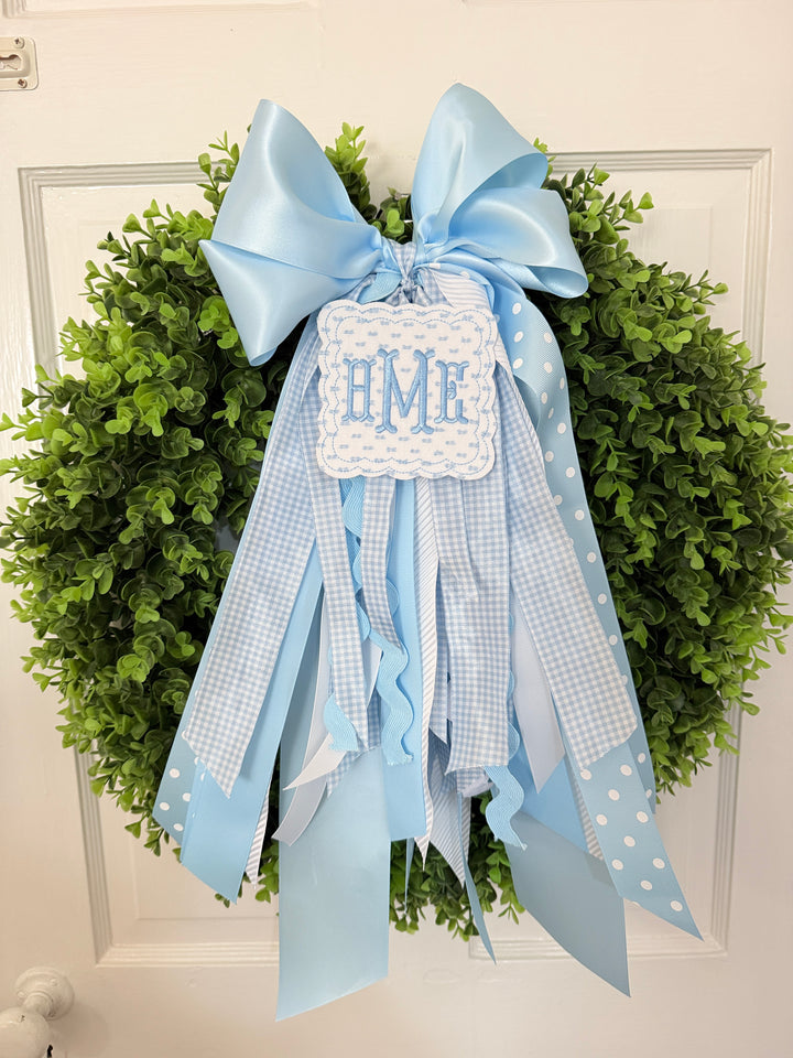 Scalloped Initial Bow