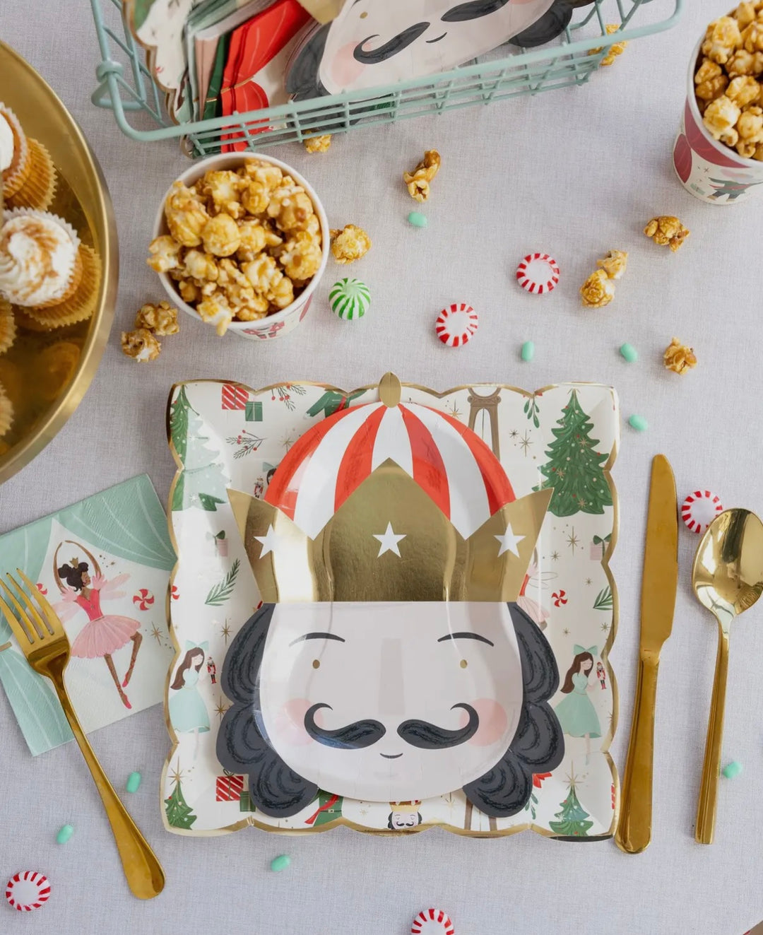 Nutcracker Shaped Head 10" Plate