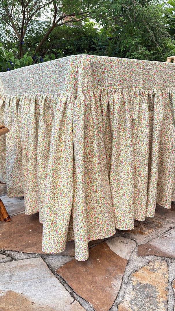 Drop Ruffle Tablecloth in Everlasting Posy Haze