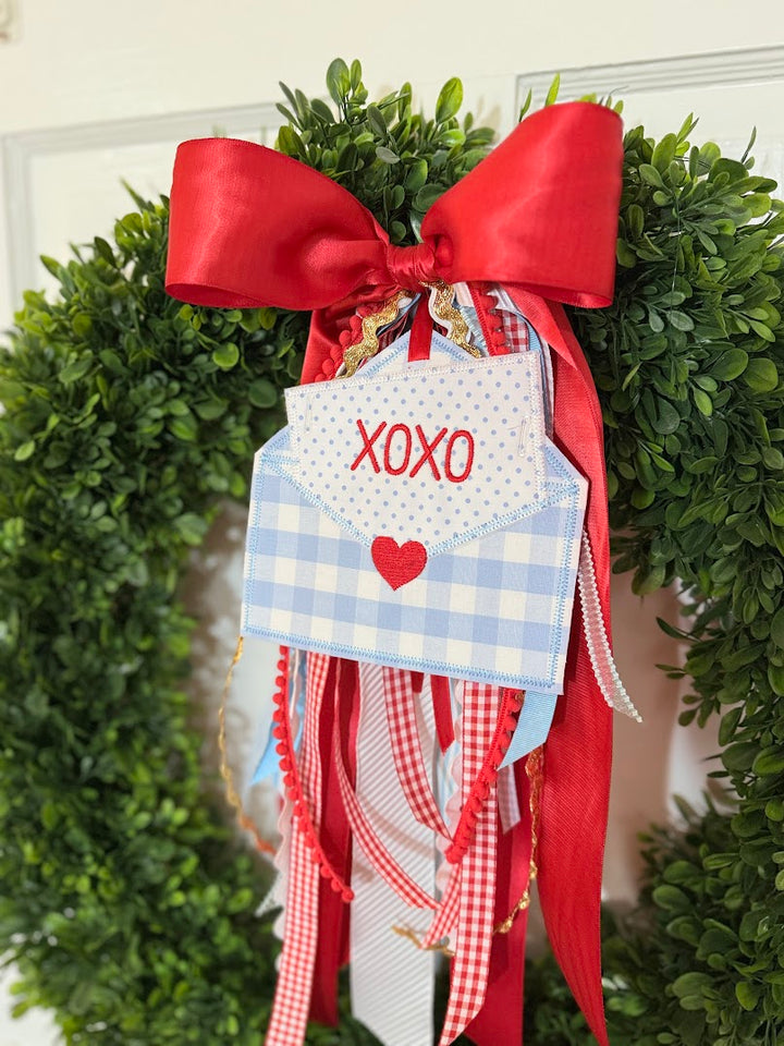 Festive Bow with Heart Envelope XOXO