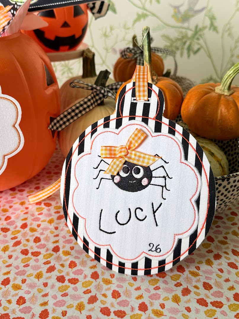 Spider Halloween Tag with Layer