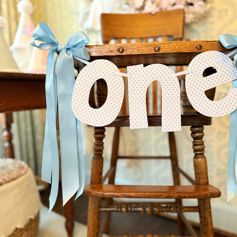 Blue Dot ONE High Chair Banner