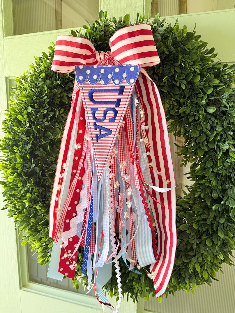 USA Pennant Wreath Bow