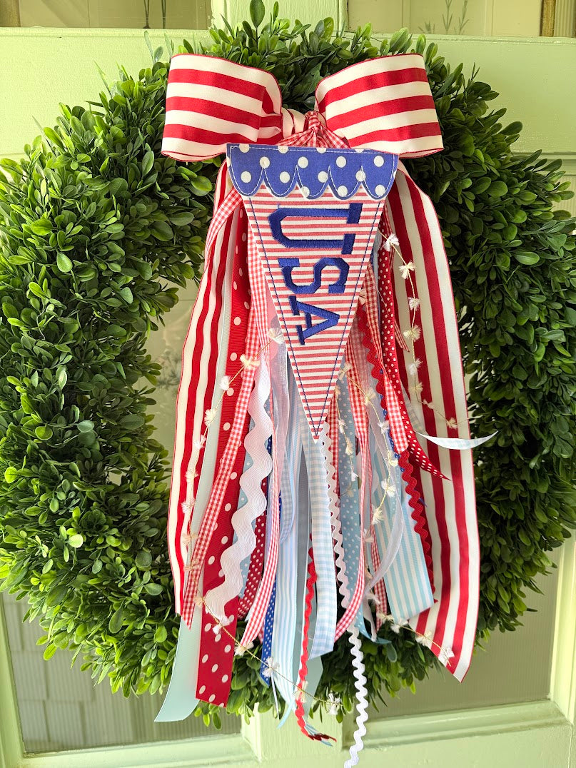 USA Pennant Wreath Bow