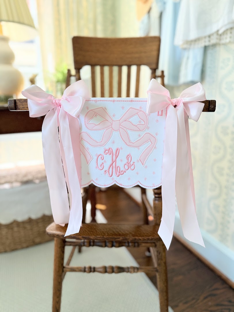 Bow with Vintage Bow Scalloped Bottom Pendant