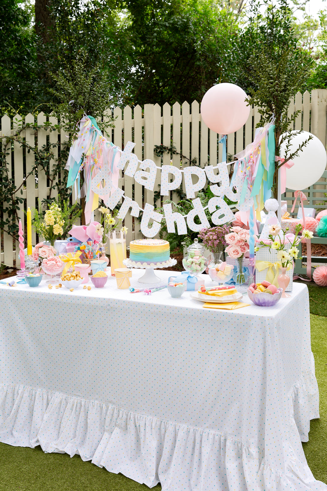 Pastel Dot Tablecloth with Ruffle