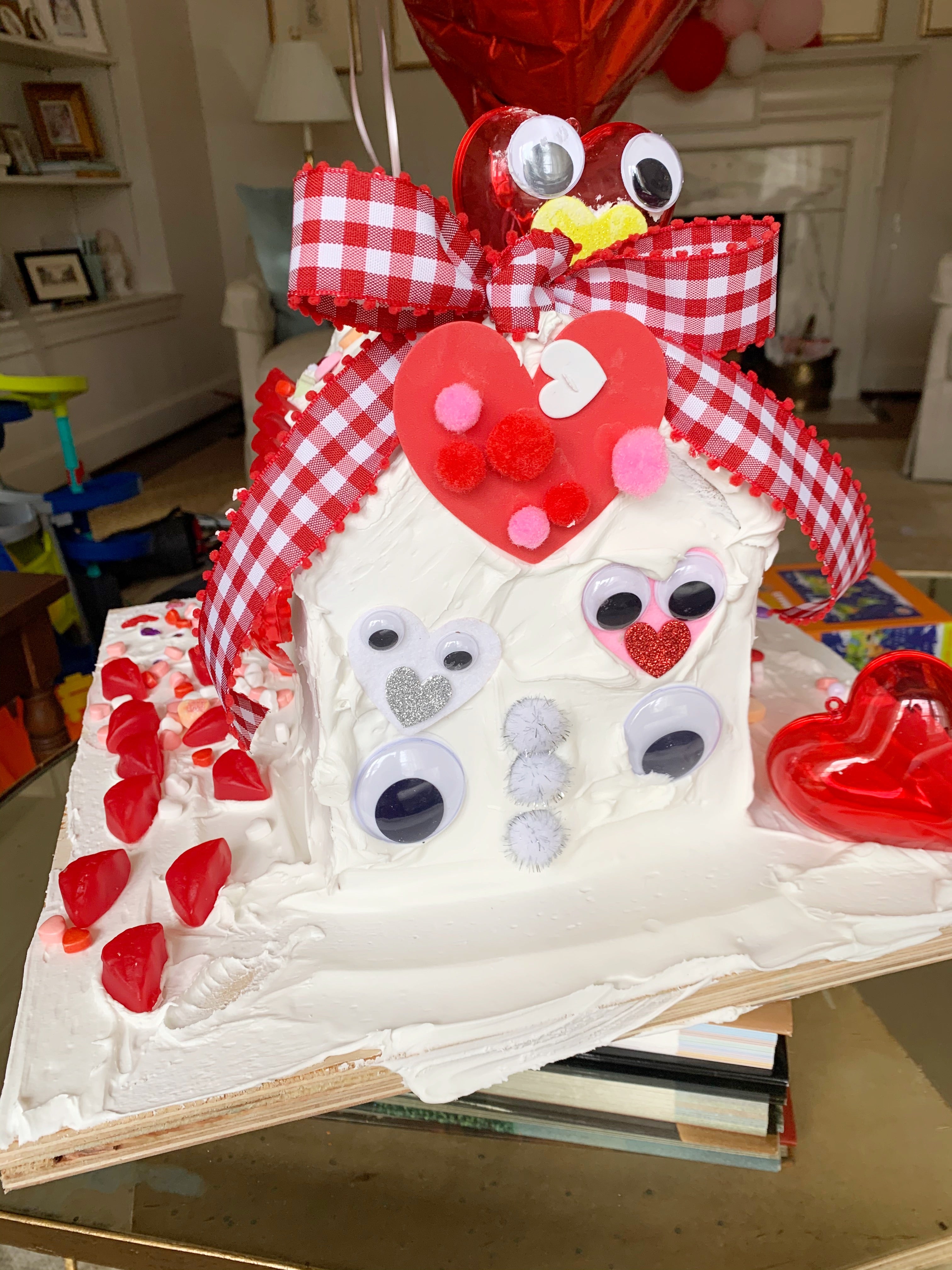 Valentine Gingerbread house