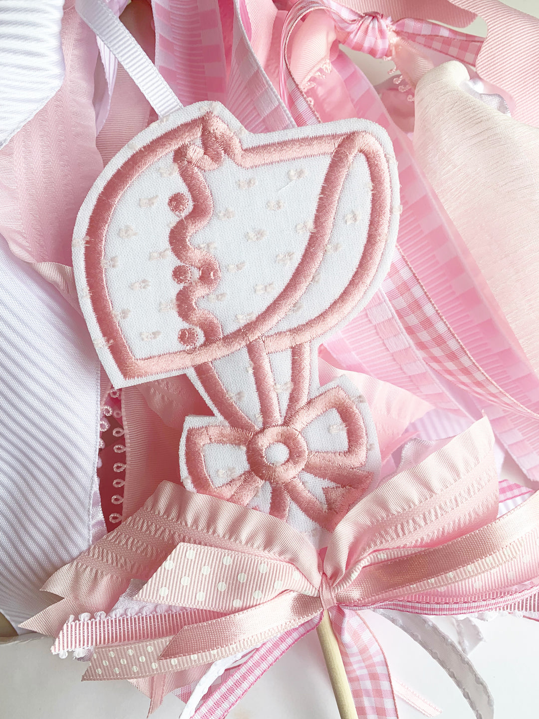 Bonnet Cake Topper