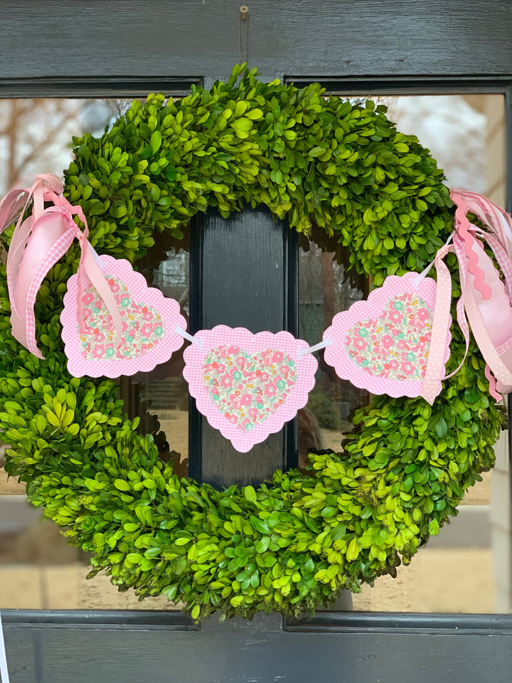 Scalloped Liberty Heart Banner